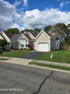 Property Slideshow image 3 of 4 | 27 jumping brook ln, Barnegat, NJ, 08005