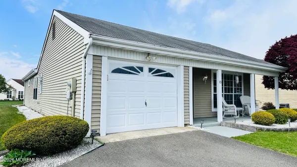 Property Slideshow image 3 of 84 | 13 romford ln, Manchester, NJ, 08759