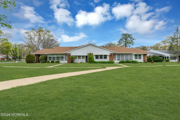 Property Slideshow image 2 of 26 | 634a huntington dr, Lakewood, NJ, 08701