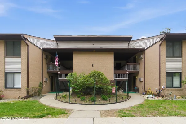 Property Slideshow image 2 of 25 | 2 wild turkey way k, Manalapan, NJ, 07726