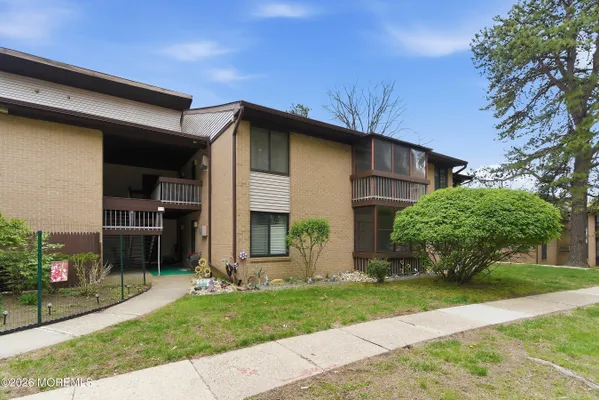 Property Slideshow image 3 of 25 | 2 wild turkey way k, Manalapan, NJ, 07726