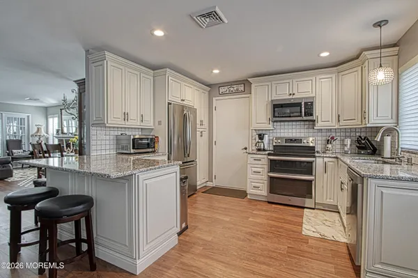 Property Slideshow image 2 of 17 | 707 wooton ct c, Manchester, NJ, 08759