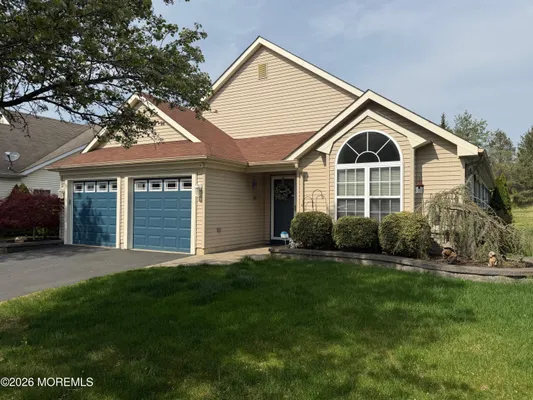 Property Slideshow image 2 of 47 | 26 ivy hill rd, Lakewood, NJ, 08701