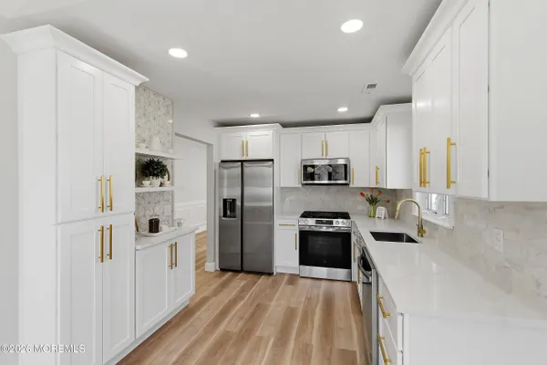 Property Slideshow image 3 of 28 | 9 archer sq, Jackson, NJ, 08527