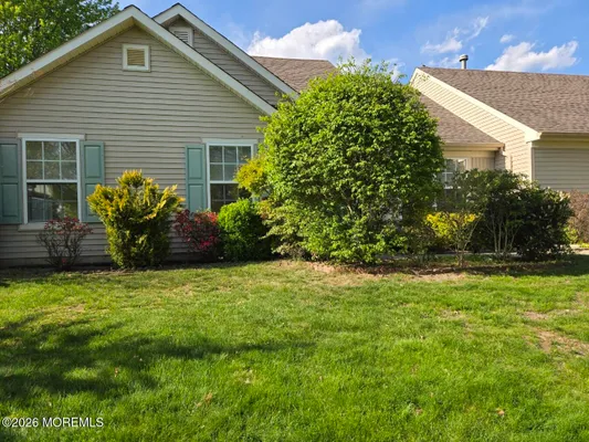 Property Slideshow image 3 of 36 | 2656 silver hill ln, Toms River, NJ, 08755