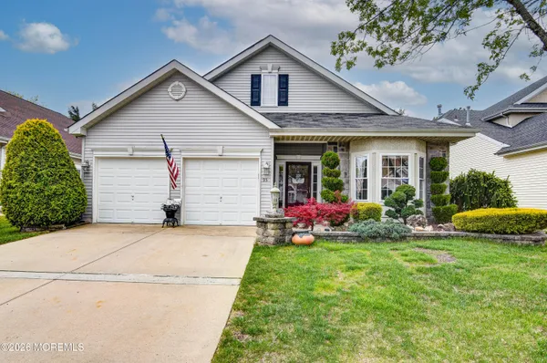 Property Slideshow image 3 of 50 | 93 pebble beach blvd, Jackson, NJ, 08527