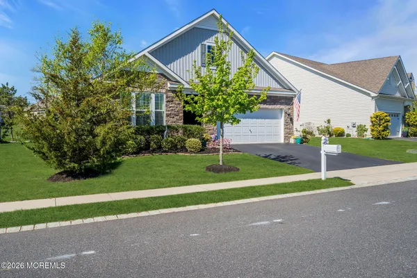 Property Slideshow image 3 of 42 | 56 woodchuck dr, Barnegat, NJ, 08005