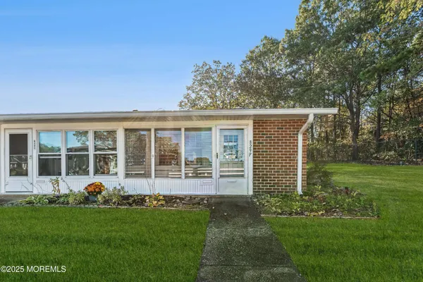 Property Slideshow image 2 of 25 | 829f balmoral ct, Lakewood, NJ, 08701