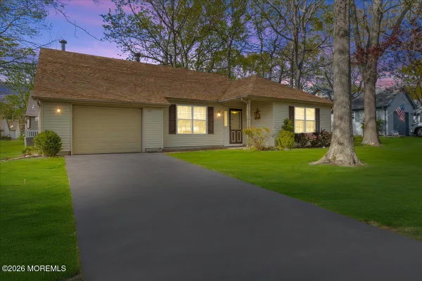 Property Slideshow image 2 of 28 | 117 morning glory ln, Whiting, NJ, 08759