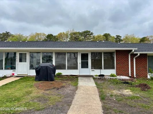 Property Slideshow image 2 of 20 | 877c balmoral ct, Lakewood, NJ, 08701