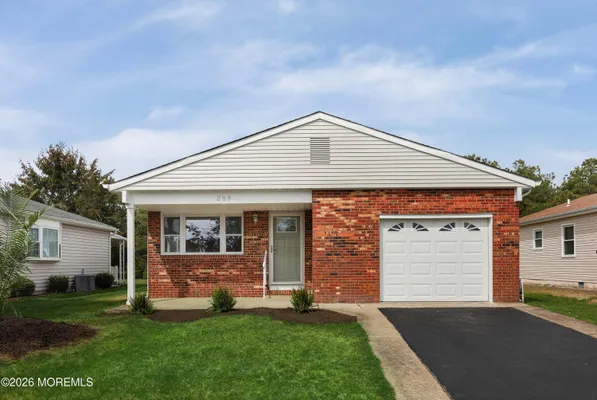 Property Slideshow image 2 of 42 | 289 costa mesa dr, Toms River, NJ, 08757