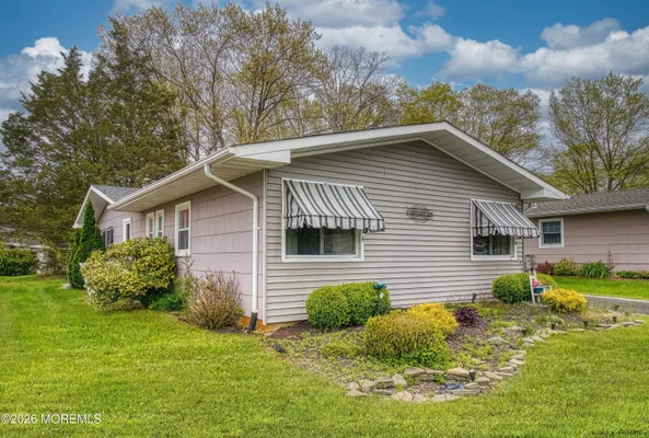 Property Slideshow image 2 of 30 | 6 bryant rd 6, Brick, NJ, 08724