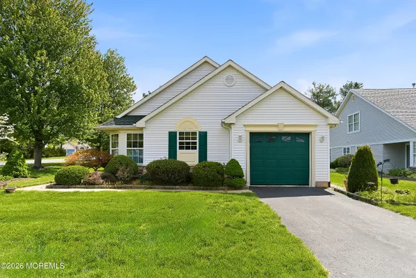 Property Slideshow image 2 of 41 | 2579 haverhill ct, Toms River, NJ, 08755