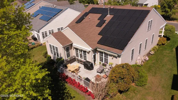 Property Slideshow image 3 of 4 | 9 winged foot rd, Jackson, NJ, 08527
