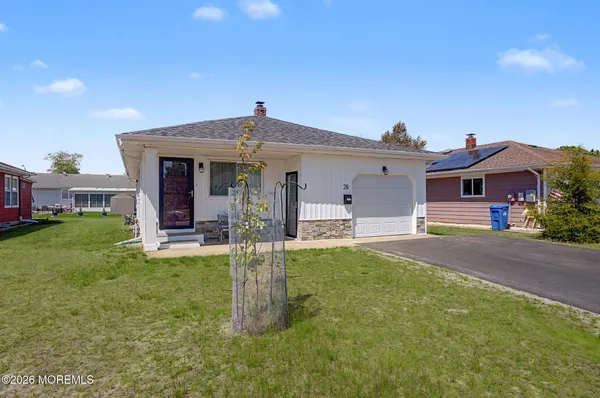 Property Slideshow image 2 of 26 | 28 montserrat st, Toms River, NJ, 08757