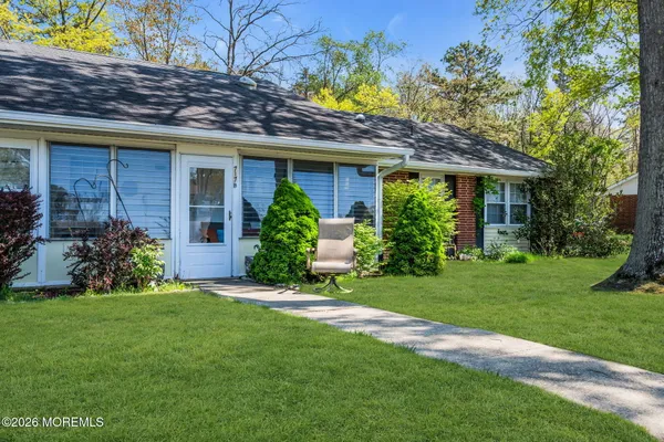 Property Slideshow image 3 of 70 | 717b buckingham dr, Lakewood, NJ, 08701