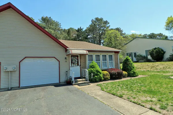 Property Slideshow image 2 of 39 | 4b portsmouth st, Whiting, NJ, 08759