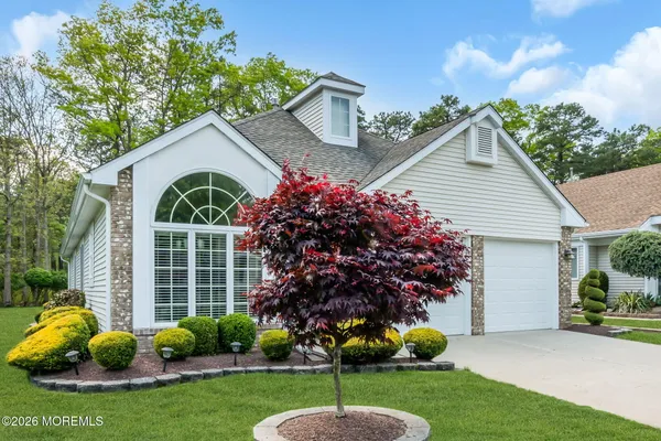 Property Slideshow image 3 of 39 | 2429 agincourt rd, Toms River, NJ, 08755