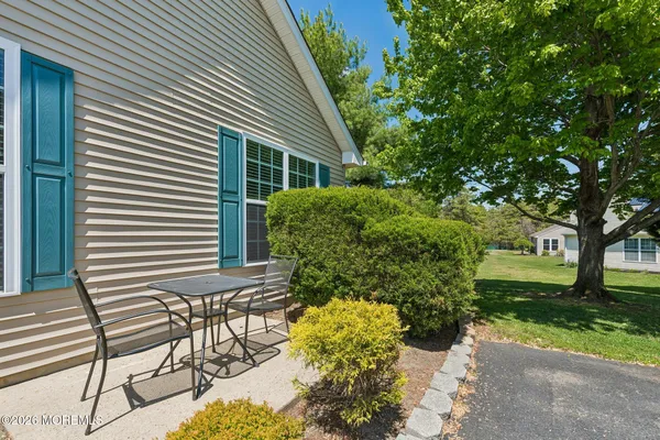 Property Slideshow image 2 of 24 | 28 fennel ct, Manchester, NJ, 08759