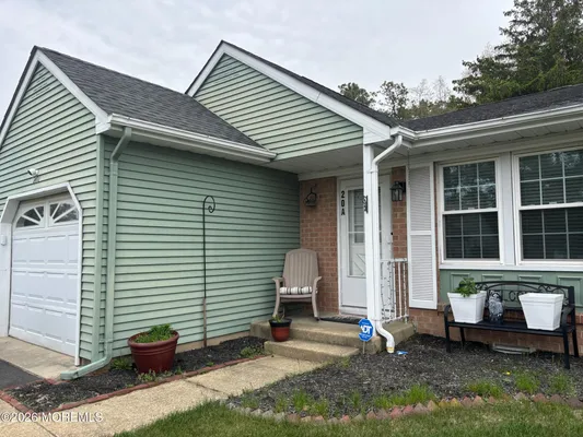 Property Slideshow image 3 of 45 | 20 easton dr a, Whiting, NJ, 08759