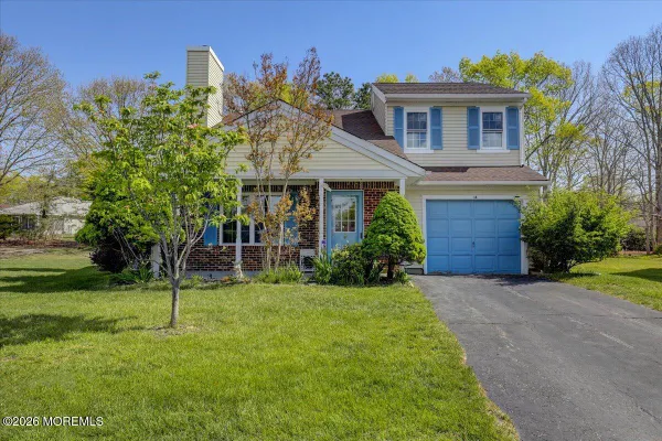 Property Slideshow image 3 of 41 | 14 bellwood ct, Barnegat, NJ, 08005