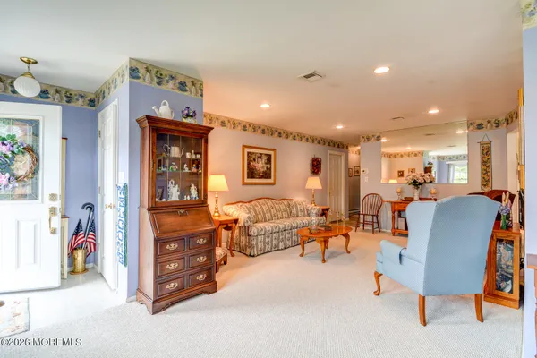 Property Slideshow image 3 of 21 | 24 carter way, Brick, NJ, 08723