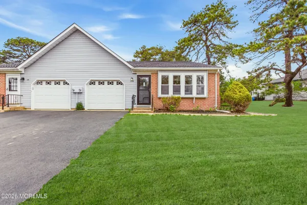 Property Slideshow image 3 of 27 | 23b portsmouth st, Whiting, NJ, 08759