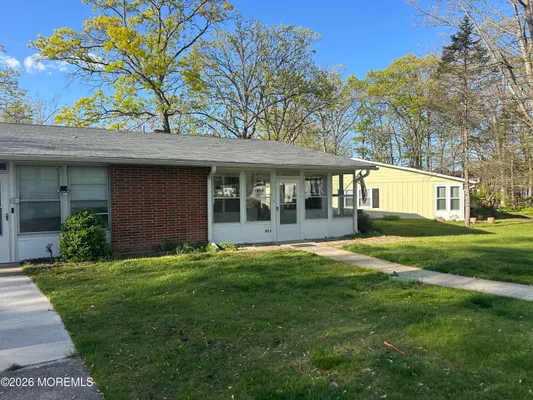 Property Slideshow image 2 of 25 | 103f edinburgh ln, Lakewood, NJ, 08701