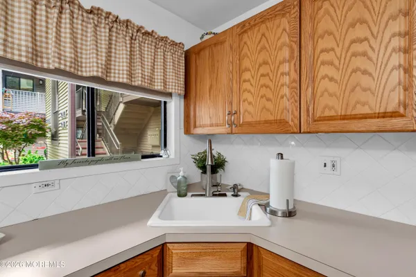 Property Slideshow image 3 of 35 | 112 lexington ct, Red Bank, NJ, 07701