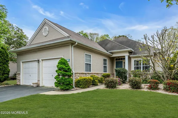 Property Slideshow image 2 of 84 | 54 drayton rd, Manchester, NJ, 08759