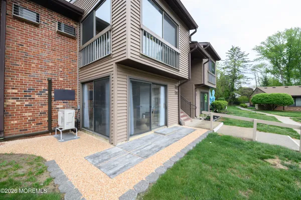 Property Slideshow image 2 of 45 | 66 manchester ct, Red Bank, NJ, 07701