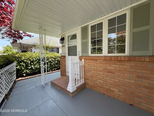 Property Slideshow image 3 of 24 | 1853 yorktowne blvd, Toms River, NJ, 08753
