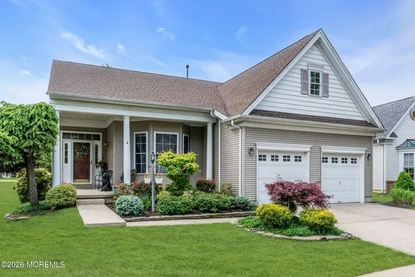 Property Slideshow image 2 of 42 | 9 winged foot rd, Jackson, NJ, 08527
