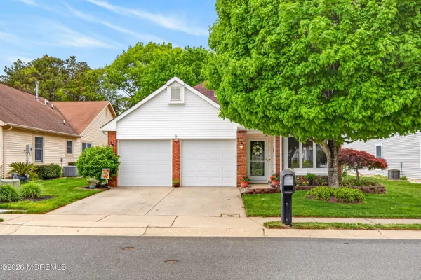 Property Slideshow image 3 of 35 | 2278 agincourt rd, Toms River, NJ, 08755