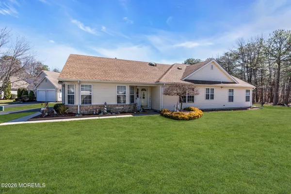 Property Slideshow image 3 of 36 | 18 rosewood ct, Lakewood, NJ, 08701