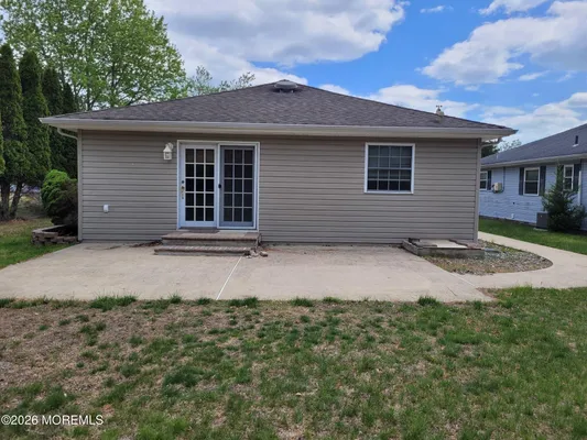 Property Slideshow image 2 of 24 | 7 le lamentin dr, Toms River, NJ, 08757