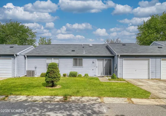 Property Slideshow image 2 of 40 | 943 liverpool cir b, Manchester, NJ, 08759