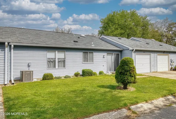 Property Slideshow image 3 of 40 | 943 liverpool cir b, Manchester, NJ, 08759