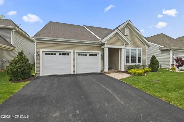 Property Slideshow image 2 of 37 | 36 metro dr, Monroe, NJ, 08831