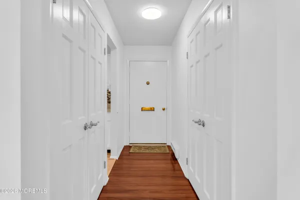 Property Slideshow image 3 of 25 | 5 eastport ct, Red Bank, NJ, 07701