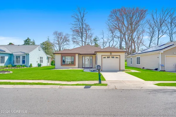 Property Slideshow image 3 of 26 | 313 concord ct, Little Egg Harbor, NJ, 08087