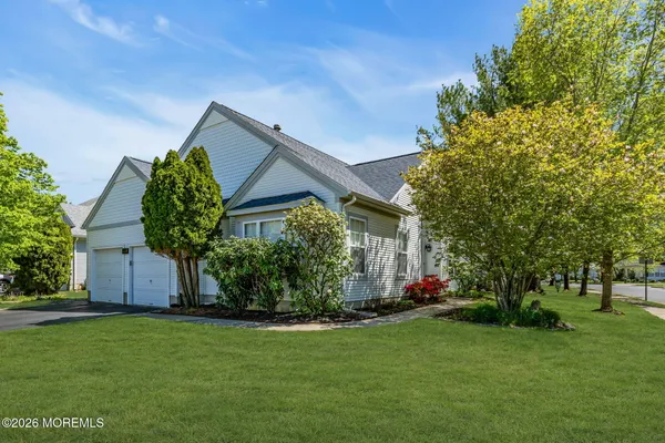 Property Slideshow image 2 of 50 | 2 bedford ct, Manchester, NJ, 08759