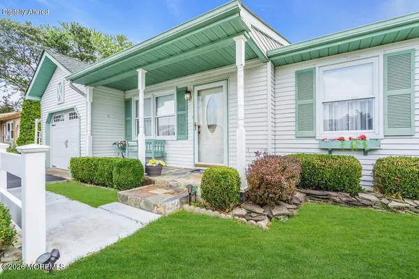 Property Slideshow image 2 of 19 | 74 chelsea dr, Whiting, NJ, 08759