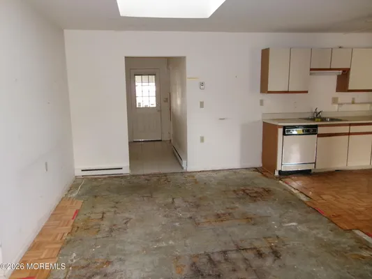 Property Slideshow image 3 of 18 | 6 harrow pl, Manchester, NJ, 08759