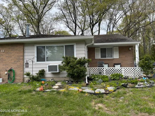 Property Slideshow image 3 of 3 | 13a robin st, Manchester, NJ, 08759