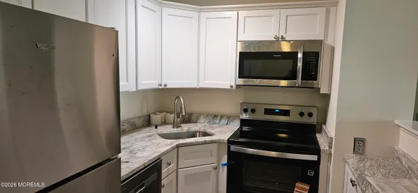Property Slideshow image 2 of 10 | 105 d constitution blvd, Whiting, NJ, 08759