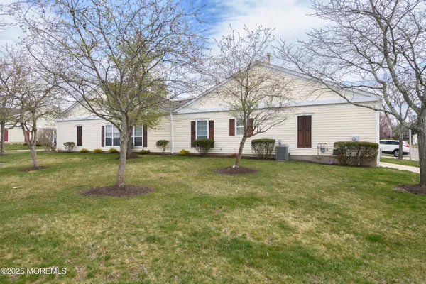 Property Slideshow image 3 of 39 | 467 bluebird dr 467, Monroe, NJ, 08831