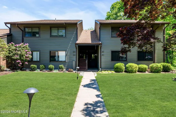 Property Slideshow image 2 of 19 | 34 dickinson ct, Red Bank, NJ, 07701