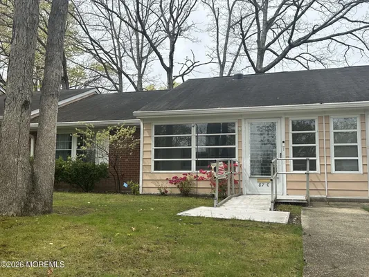 Property Slideshow image 2 of 24 | 87c dorchester dr 1003, Lakewood, NJ, 08701