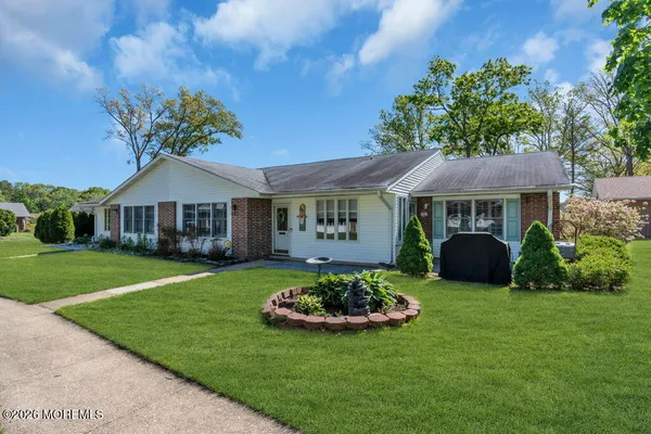 Property Slideshow image 3 of 33 | 601b lake point dr 601b, Lakewood, NJ, 08701